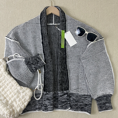 Talli - graue einfarbige langärmelige Strickjacke