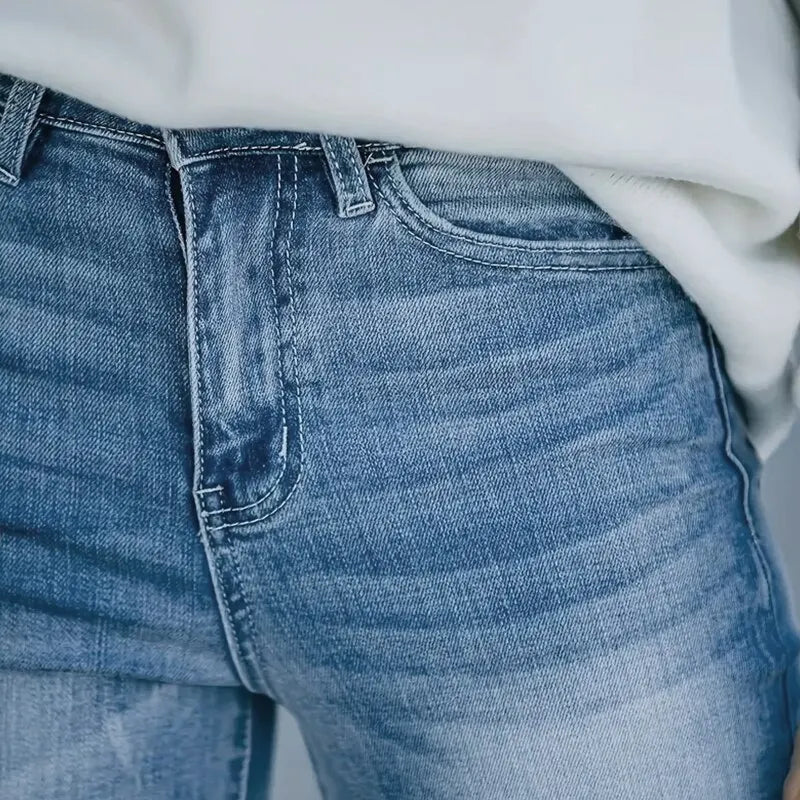 Lucille - Damenmodell mit hoher Taille  mikro-ausgestellt Jeans - elastischer stretch