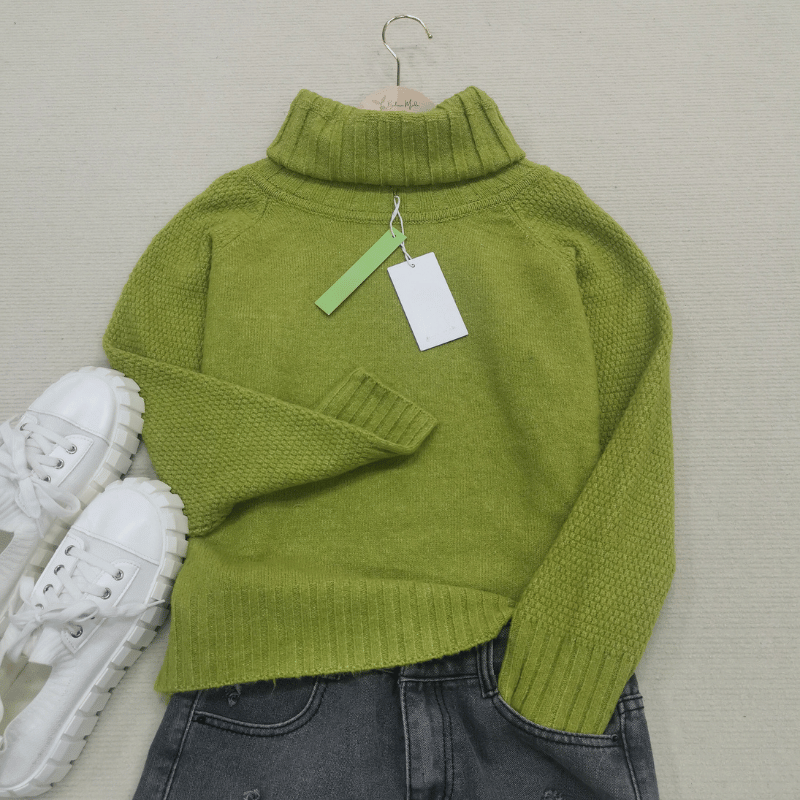 Leila - warmer Rollkragenpullover aus Strick für den Alltag