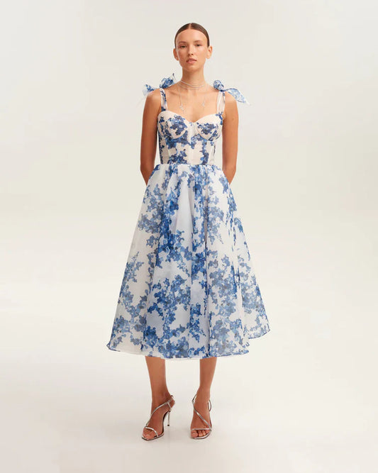 Alora - blau Organza midi Kleid mit hortensia Muster